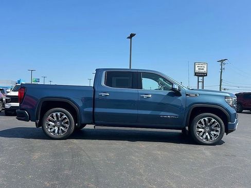New 2026 GMC Sierra 1500 Denali w/ Denali Reserve Package AWD/4WD image 10