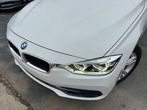 Used 2017 BMW 330i Sedan image 9
