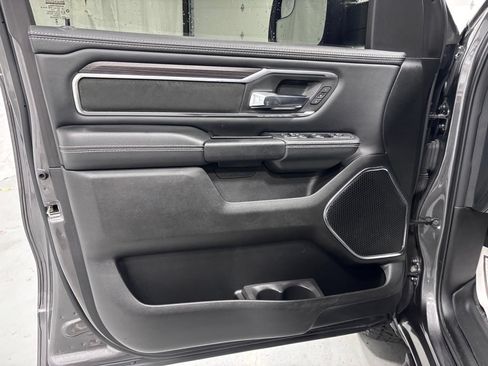 Used 2025 RAM 1500 Laramie AWD/4WD image 8