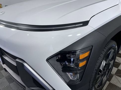Used 2025 Hyundai Kona SEL image 46