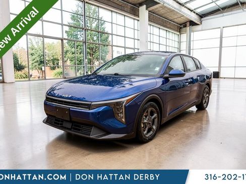Used 2025 Kia K4 FWD image 23
