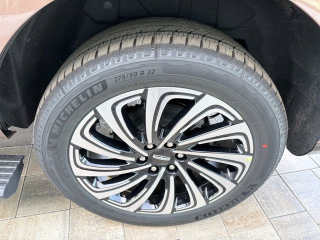 New 2026 Lincoln Navigator Black Label AWD/4WD image 32