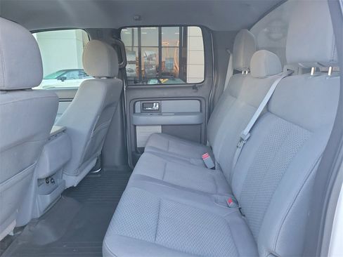 Used 2014 Ford F150 XLT w/ XLT Convenience Package image 7