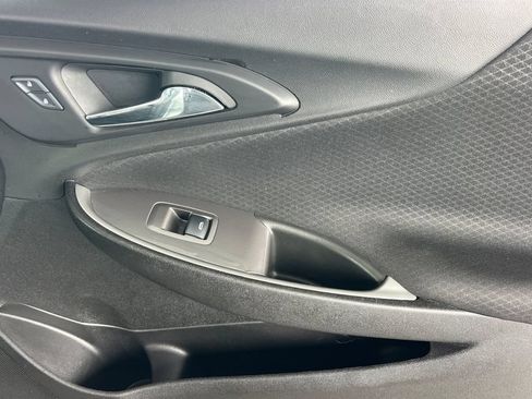 Used 2025 Chevrolet Malibu RS FWD image 24