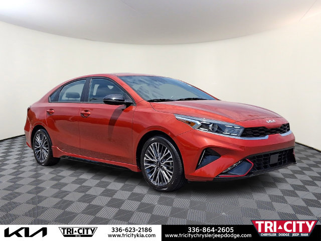 Used 2023 Kia Forte GT-Line w/ GT-Line Premium Package FWD image 1