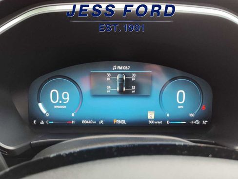 Used 2025 Ford Escape Platinum image 9