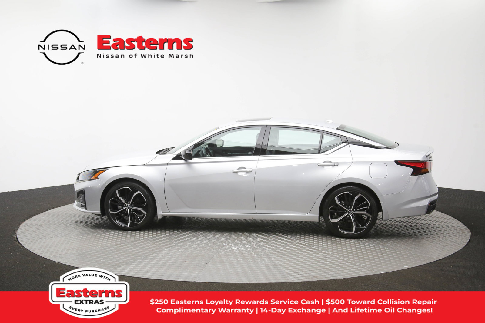 Used 2023 Nissan Altima 2.5 SR w/ SR Premium Package FWD image 61