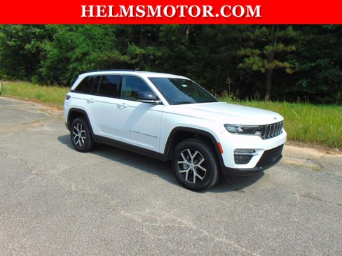 Certified 2024 Jeep Grand Cherokee Limited image 11