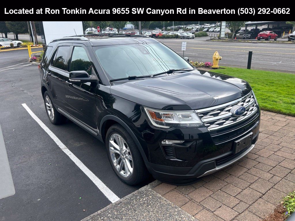 Used 2018 Ford Explorer XLT w/ Equipment Group 202A AWD/4WD image 1