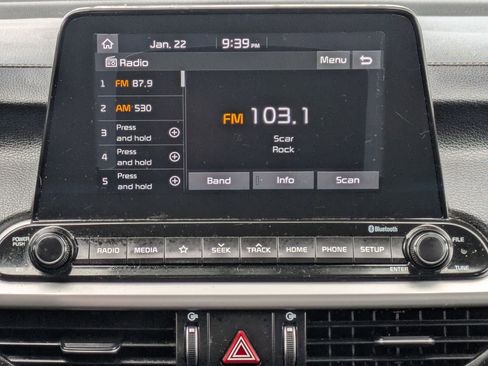 Used 2020 Kia Forte LXS image 28