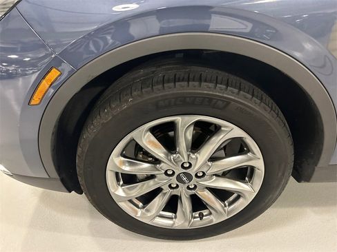 Certified 2022 Lincoln Corsair AWD w/ Premium Package image 8