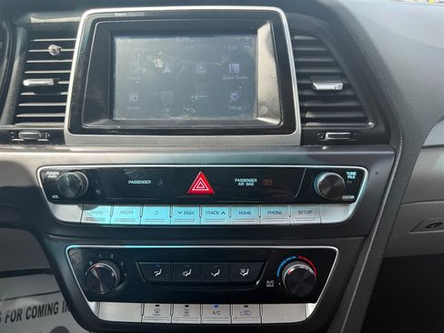 Used 2019 Hyundai Sonata SE FWD image 16