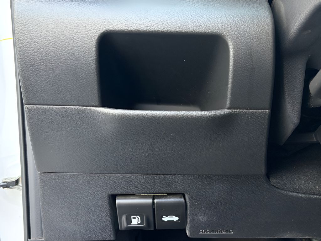 Used 2023 Nissan Kicks SV FWD image 24