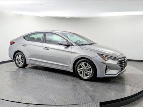 Used 2020 Hyundai Elantra SEL image 10