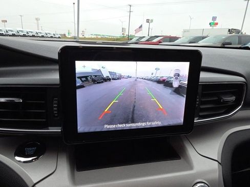 Used 2023 Ford Explorer XLT w/ Equipment Group 202A image 24