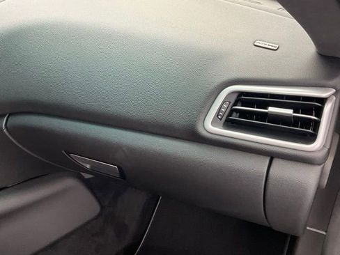 Used 2015 Maserati Ghibli RWD image 12