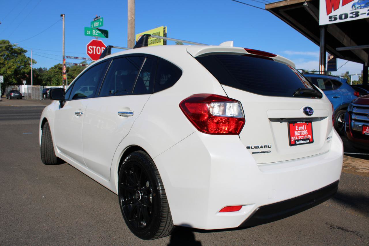 Used 2016 Subaru Impreza 2.0i Limited w/ Popular Package #1 AWD/4WD image 4