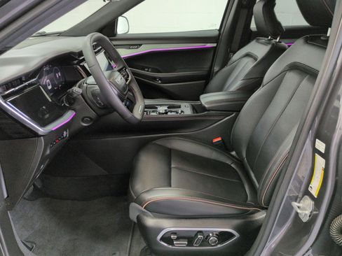 Used 2024 Jeep Wagoneer Launch Edition image 17