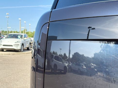 New 2026 Land Rover Range Rover SE image 10