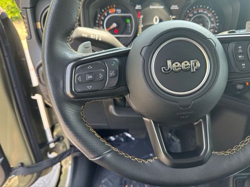 Used 2025 Jeep Wrangler Unlimited Rubicon 392 AWD/4WD image 22