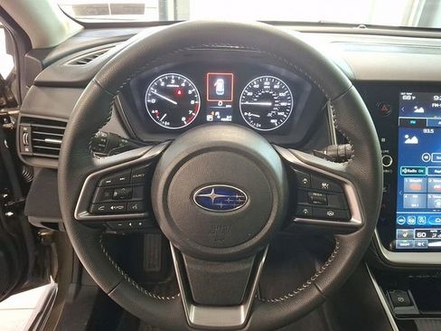Certified 2025 Subaru Outback Premium AWD/4WD image 18