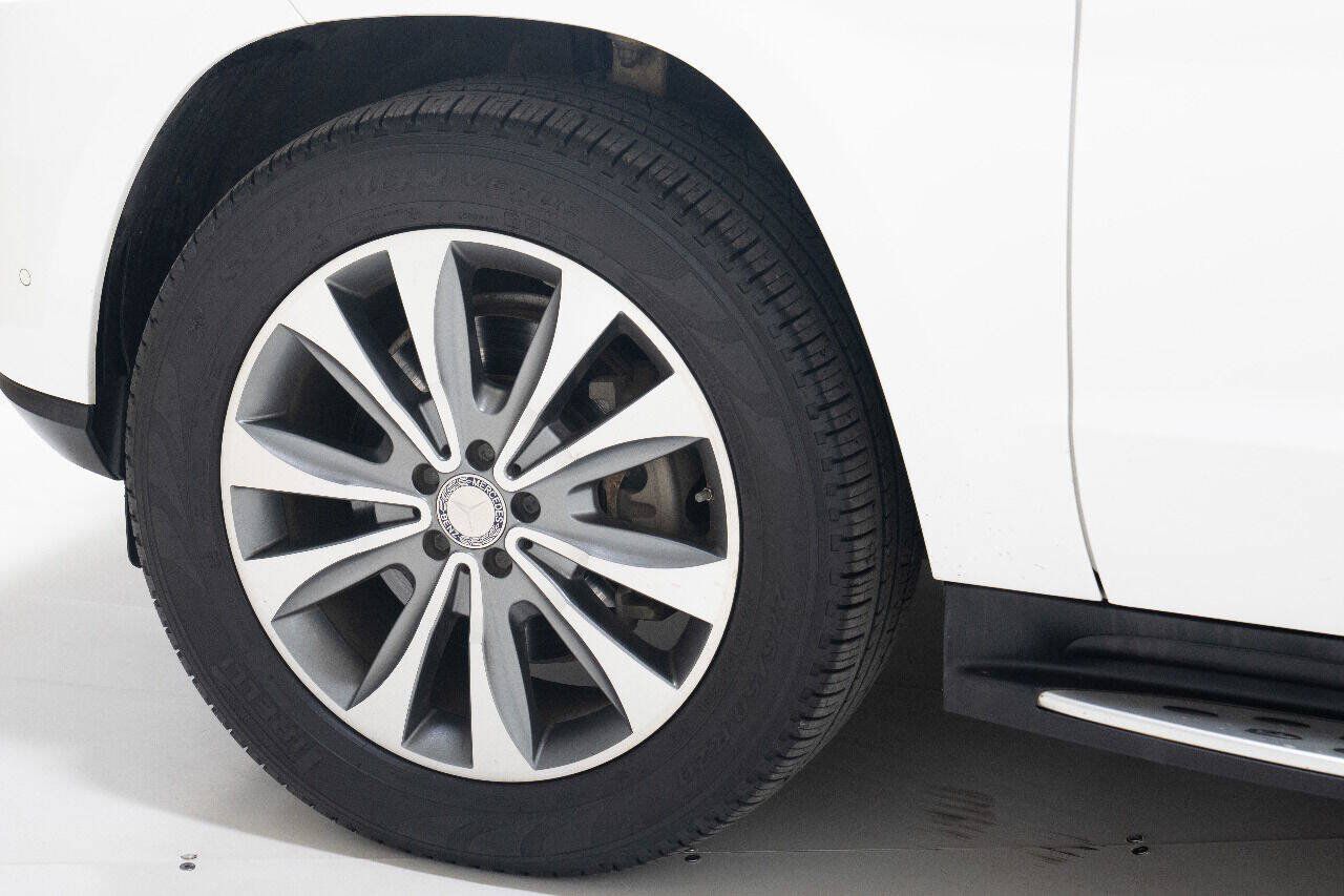 Used 2015 Mercedes-Benz GL 320 BlueTEC 4MATIC image 13