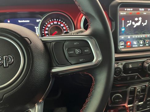 Used 2022 Jeep Wrangler Unlimited Sahara image 21