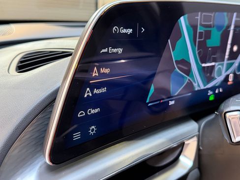 New 2026 Cadillac Lyriq Sport AWD/4WD image 28