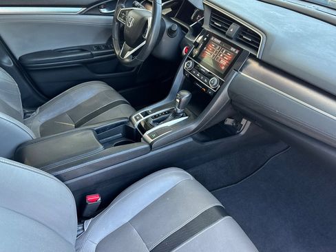 Used 2017 Honda Civic EX-L image 18