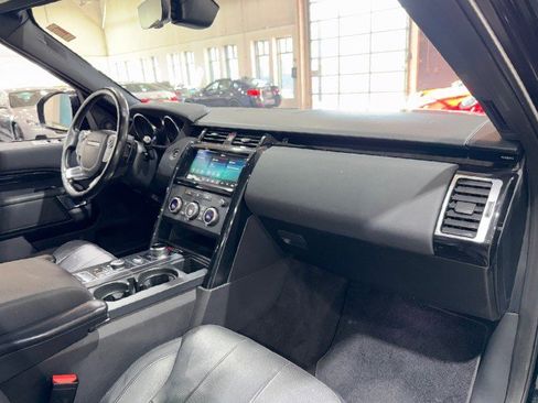 Used 2018 Land Rover Discovery SE image 67