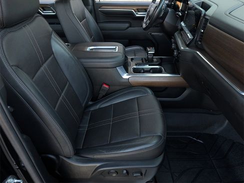 Used 2022 Chevrolet Silverado 1500 High Country image 37