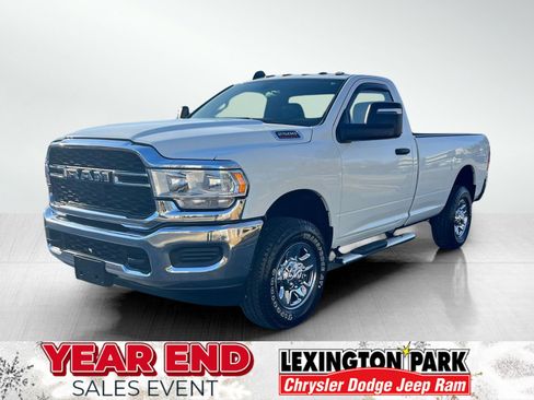 Used 2024 RAM 2500 Tradesman w/ Chrome Appearance Group image 2