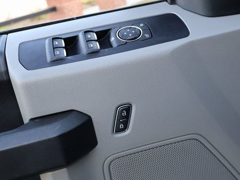 Used 2020 Ford F250 XL w/ Power Equipment Group image 42