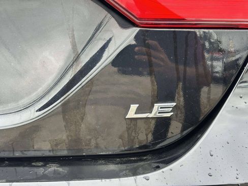 Used 2023 Toyota Camry LE FWD image 34
