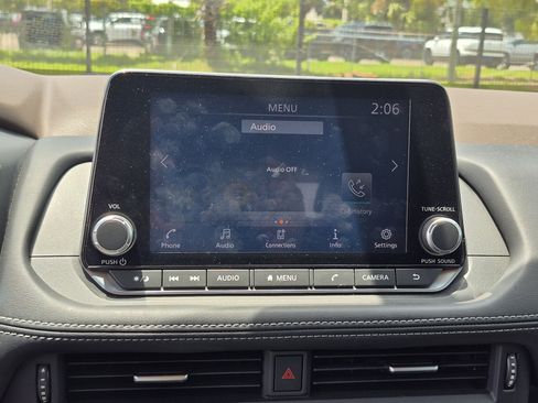 Certified 2022 Nissan Rogue S FWD image 27