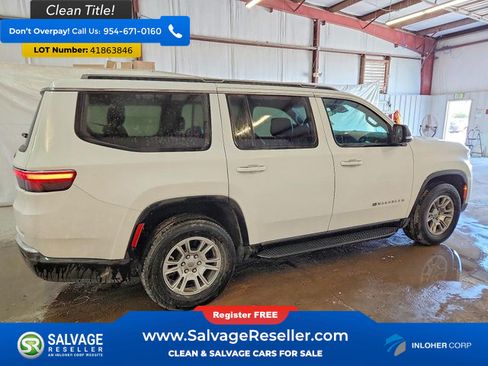 Used 2023 Jeep Wagoneer 2WD image 4