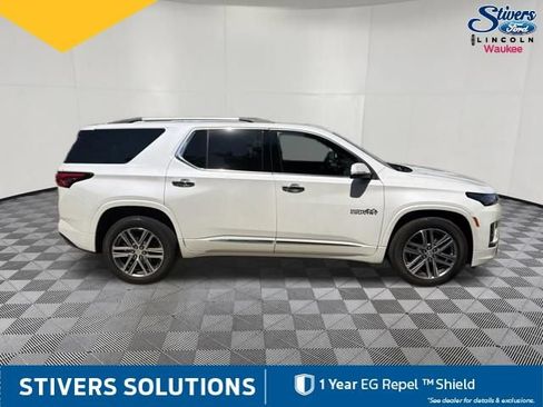 Used 2024 Chevrolet Traverse High Country AWD/4WD image 5