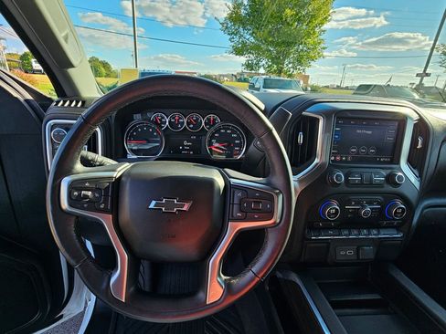 Used 2022 Chevrolet Silverado 1500 LT Trail Boss w/ Safety Package image 19