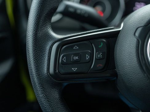 Used 2023 Jeep Gladiator Sport image 21