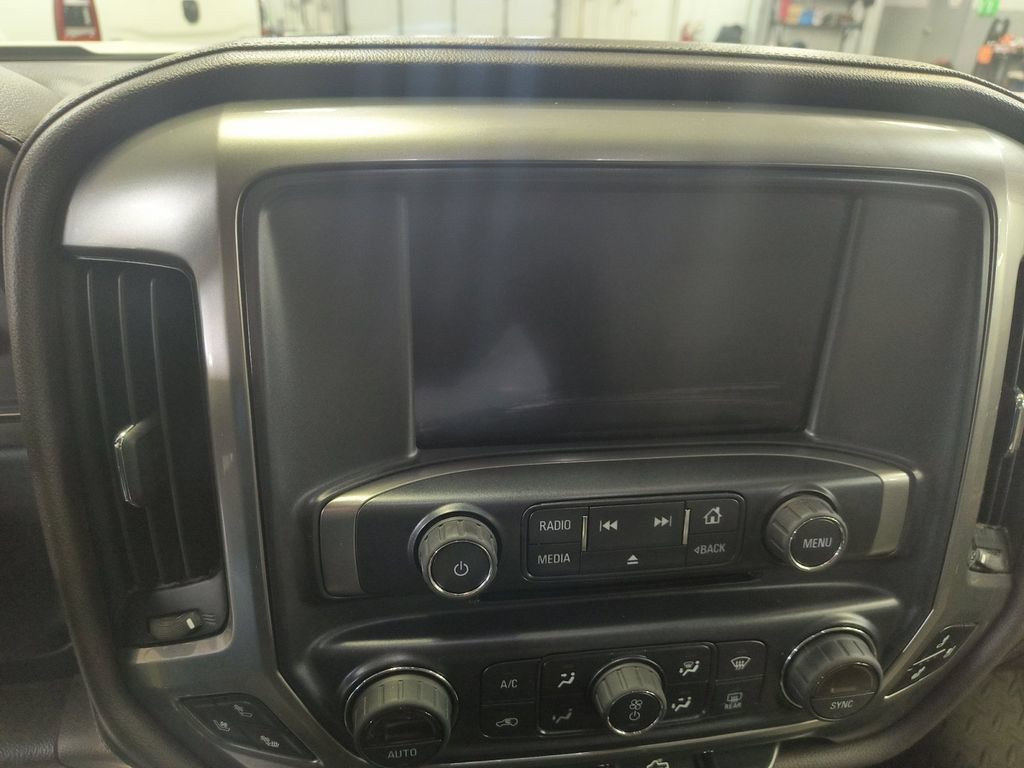 Used 2018 Chevrolet Silverado 1500 LTZ w/ Sport Package AWD/4WD image 21