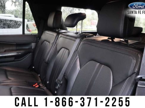 Used 2019 Ford Expedition Limited w/ Driver Assistance Package AWD/4WD image 20