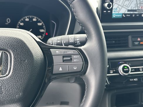 Used 2023 Honda Pilot Touring image 29