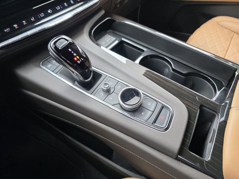 Used 2023 Cadillac Escalade Sport AWD/4WD image 26