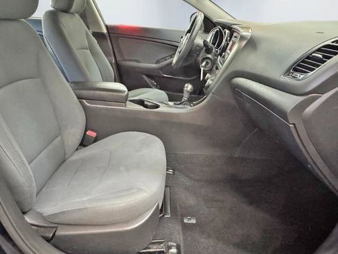 Used 2015 Kia Optima LX FWD image 17