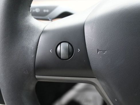 Used 2023 Tesla Model 3 Standard Range RWD image 25