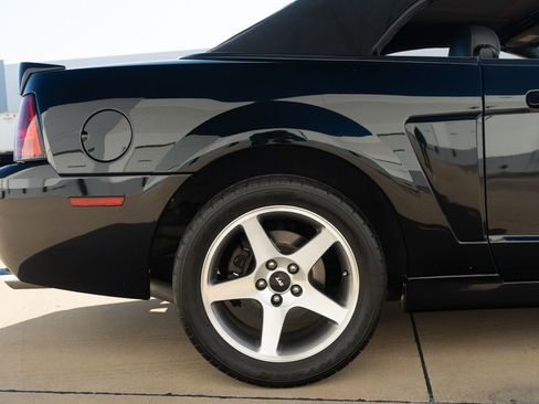 Used 2003 Ford Mustang Cobra image 39