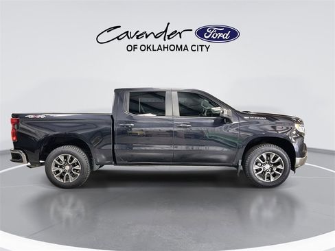 Used 2022 Chevrolet Silverado 1500 LT image 9