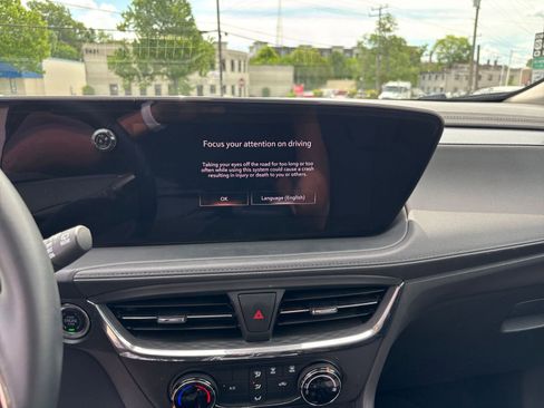 Used 2025 Buick Encore GX Preferred FWD image 20