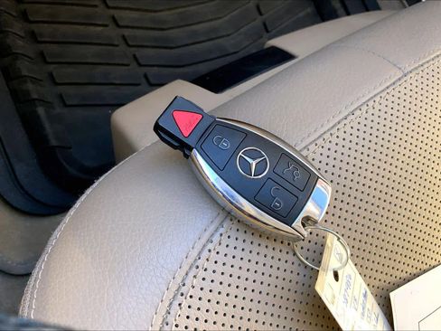 Used 2013 Mercedes-Benz CLS 550 image 13