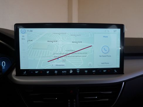 New 2025 Ford Escape SE w/ PHEV Premium Package image 31